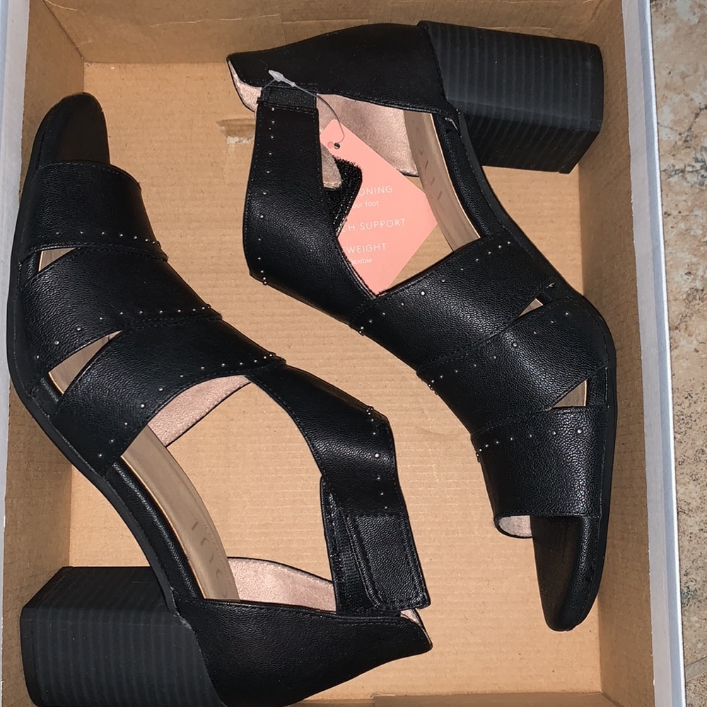 NWB Soul Naturalizer Christina High Heel sandals Black 9.5M